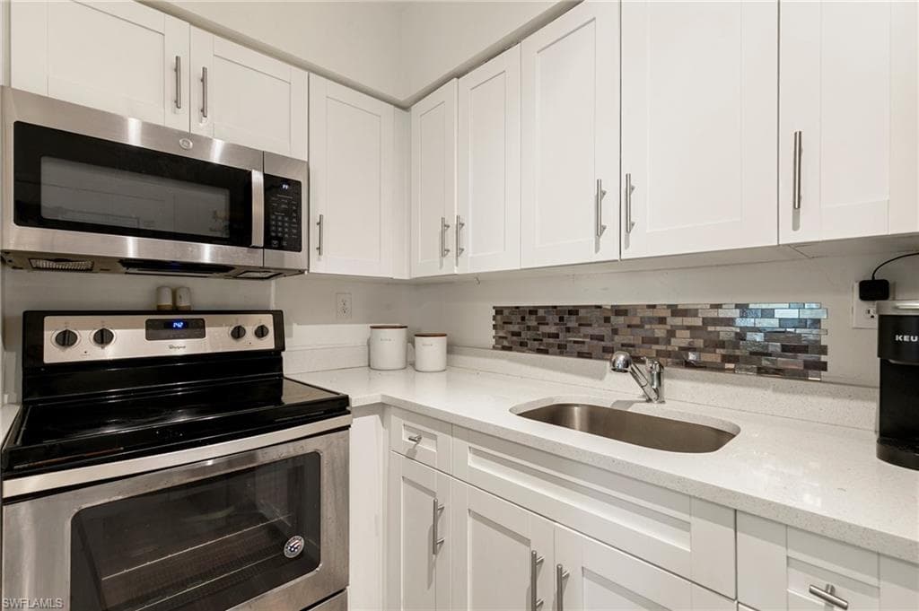 235 Seaview Ct E6, Marco Island, FL 34145-7