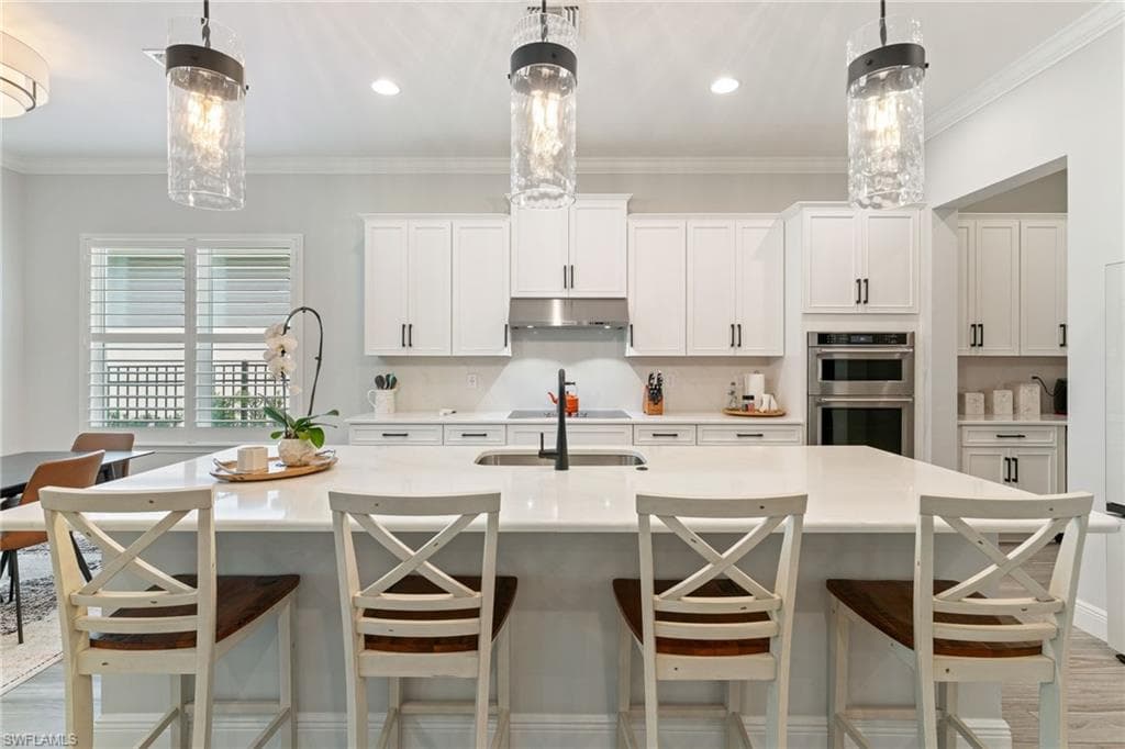 3725 Helmsman Dr, Naples, FL 34120-15