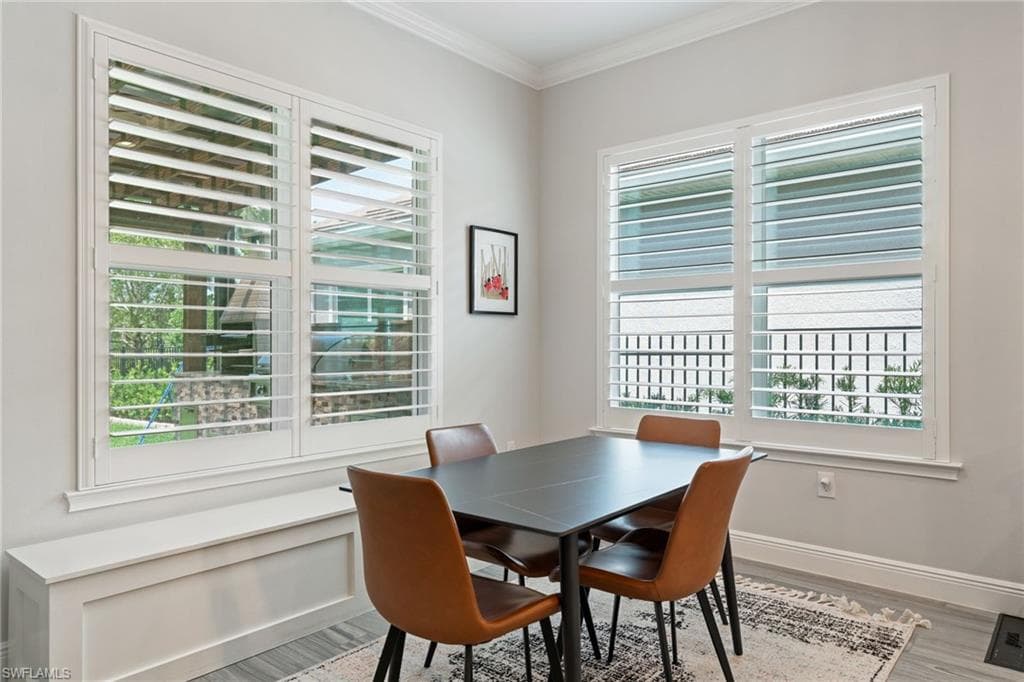 3725 Helmsman Dr, Naples, FL 34120-19