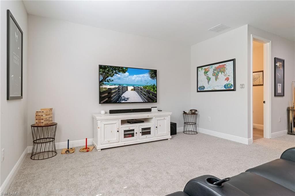 3725 Helmsman Dr, Naples, FL 34120-37
