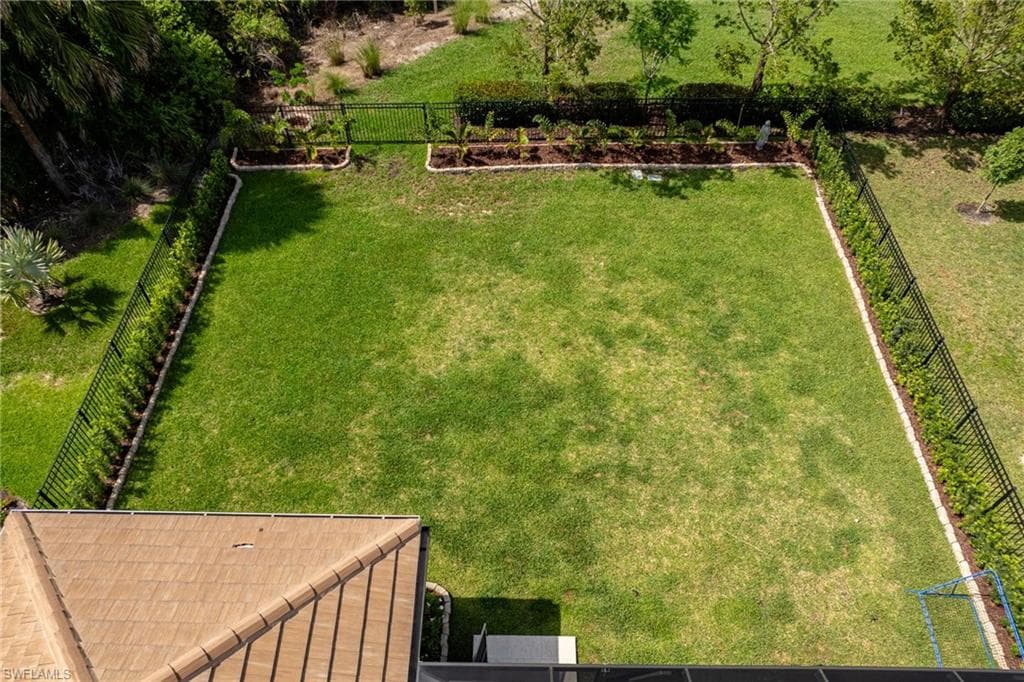 3725 Helmsman Dr, Naples, FL 34120-48