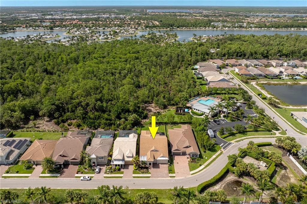 3725 Helmsman Dr, Naples, FL 34120-50