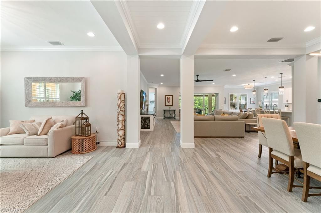 3725 Helmsman Dr, Naples, FL 34120-6
