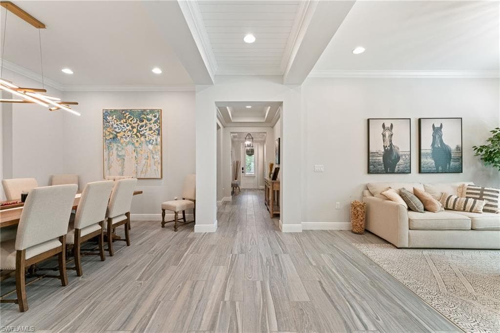 3725 Helmsman Dr, Naples, FL 34120-8