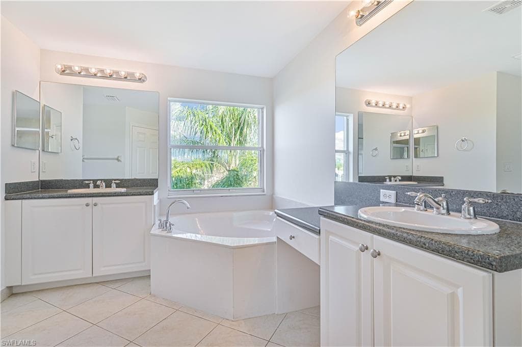 11097 Yellow Poplar Dr, Fort Myers, FL 33913-26