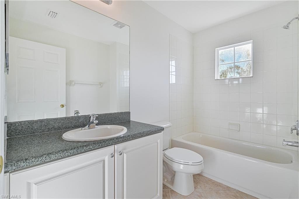 11097 Yellow Poplar Dr, Fort Myers, FL 33913-33