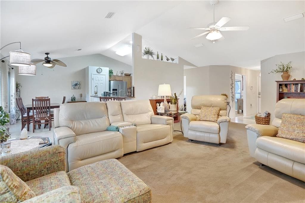 3001 5th Ave, Cape Coral, FL 33909-9
