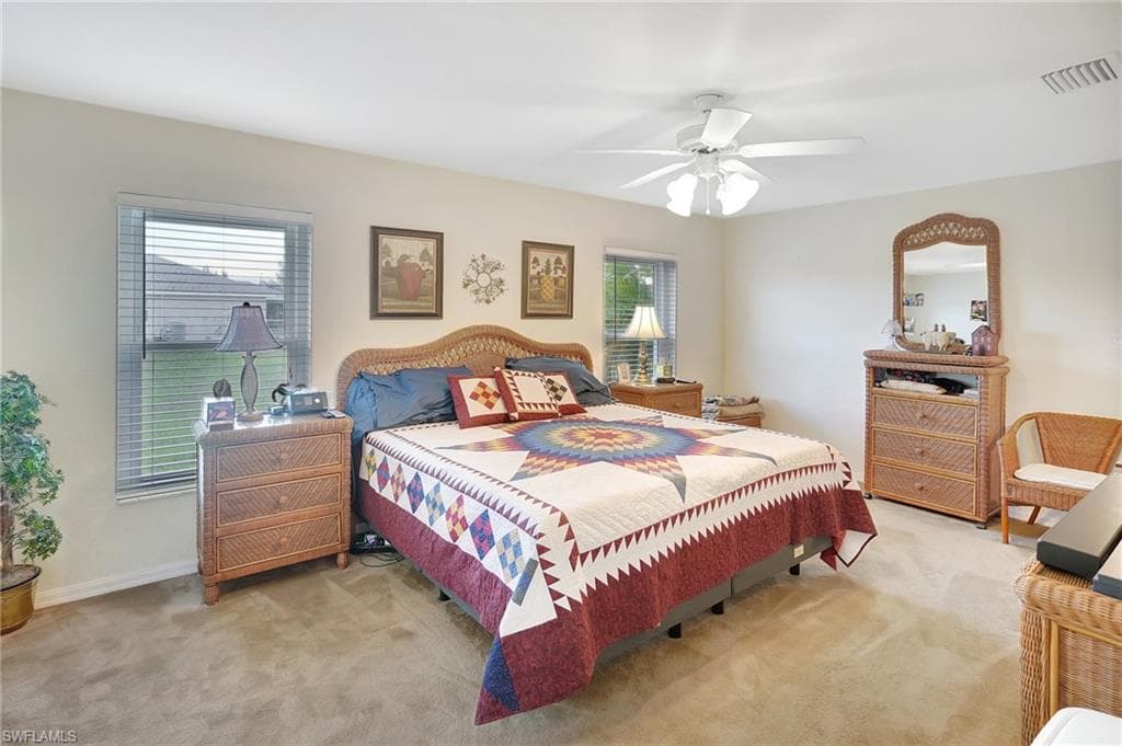 3001 5th Ave, Cape Coral, FL 33909-18