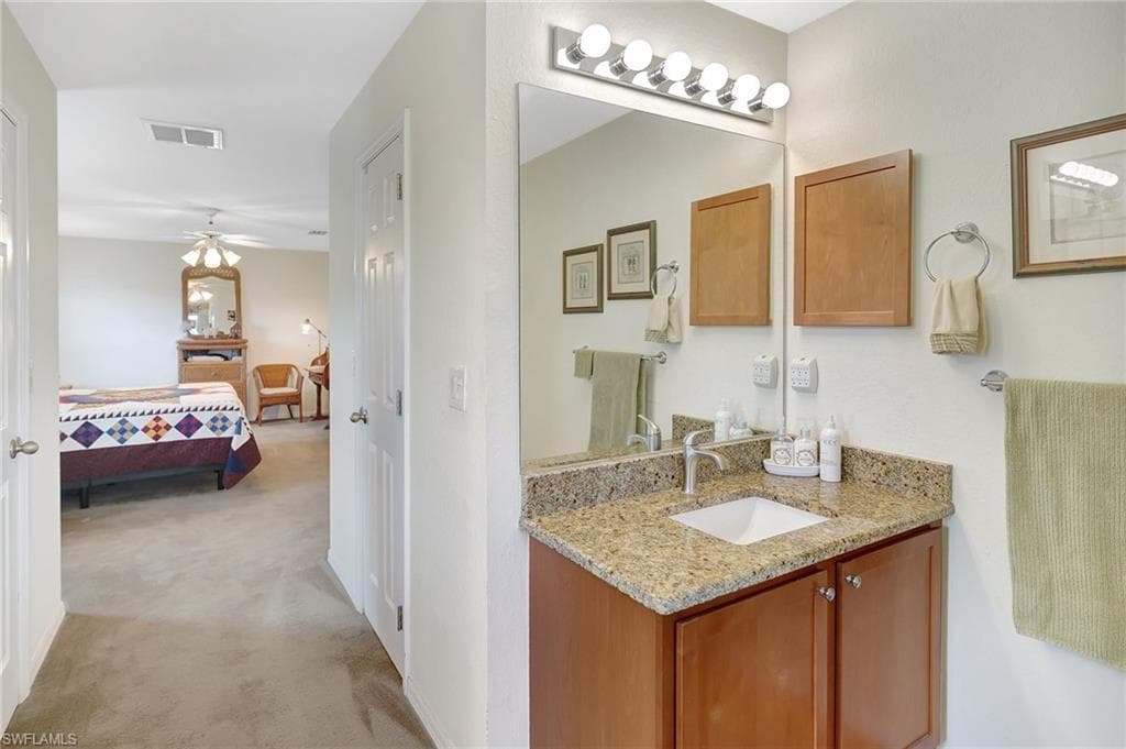 3001 5th Ave, Cape Coral, FL 33909-22
