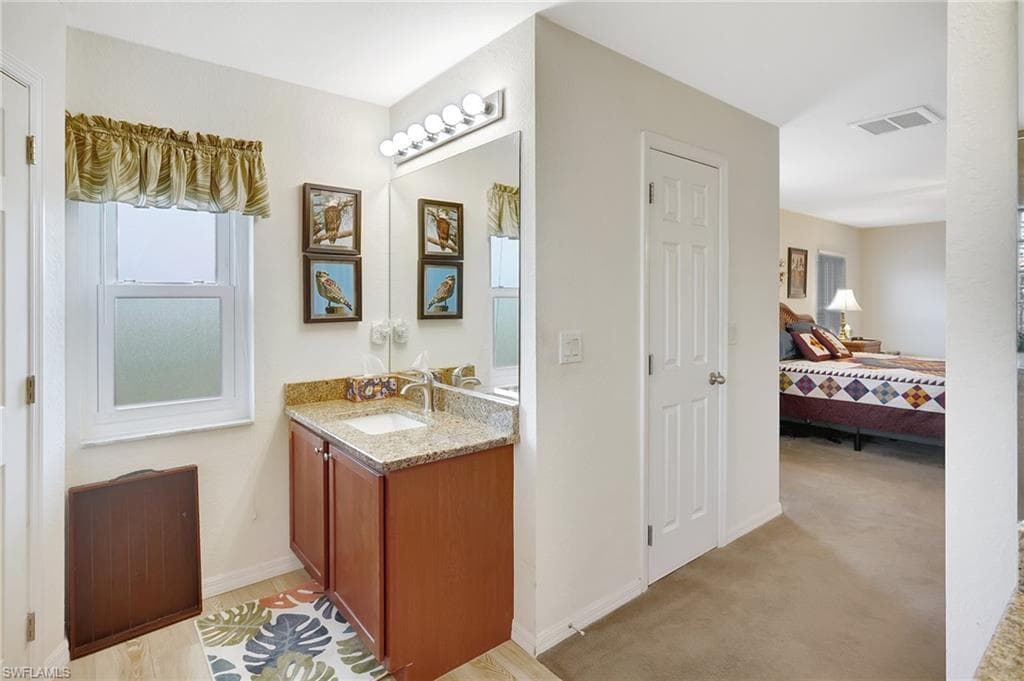 3001 5th Ave, Cape Coral, FL 33909-23