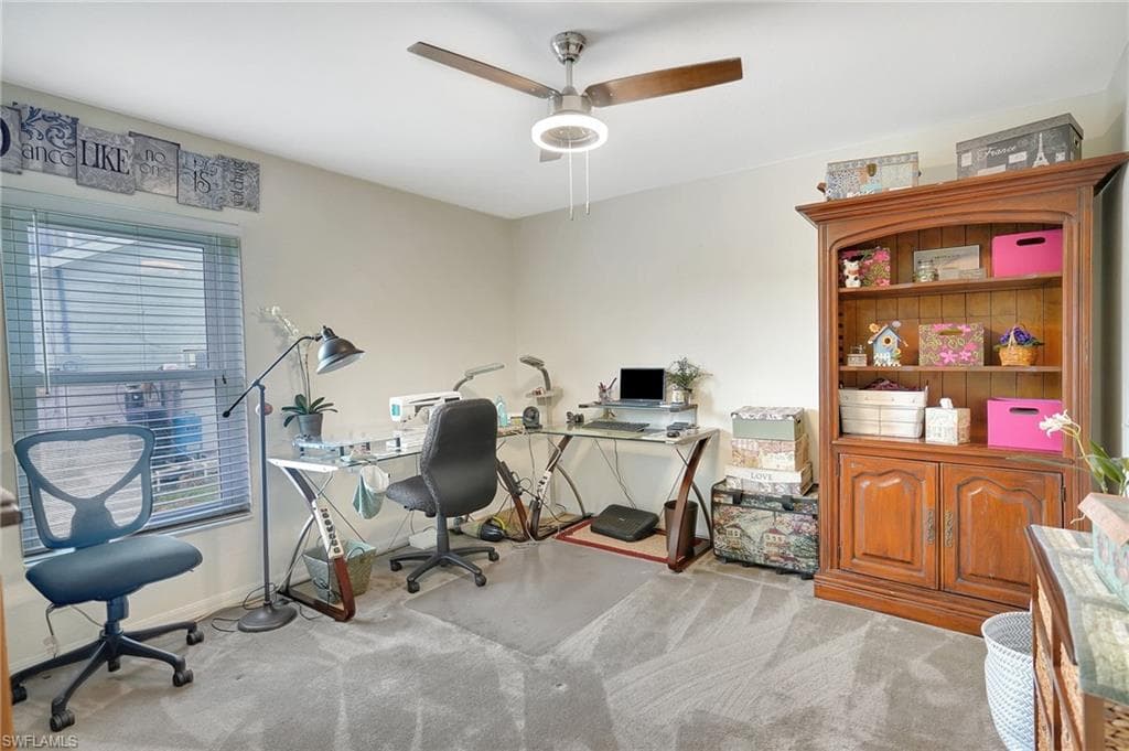 3001 5th Ave, Cape Coral, FL 33909-29
