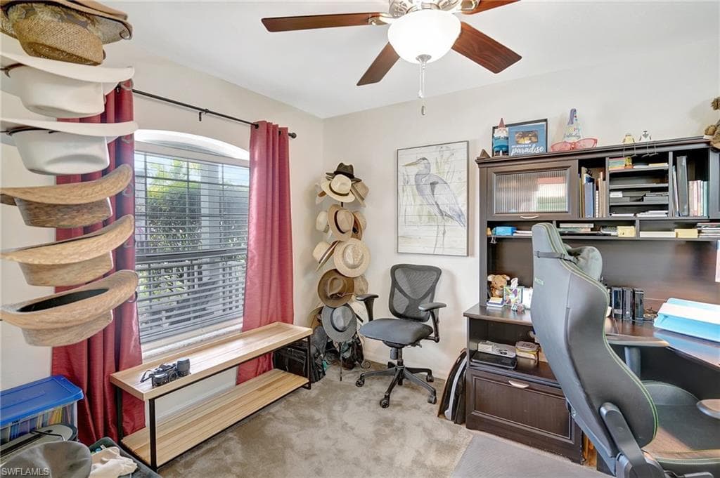 3001 5th Ave, Cape Coral, FL 33909-37