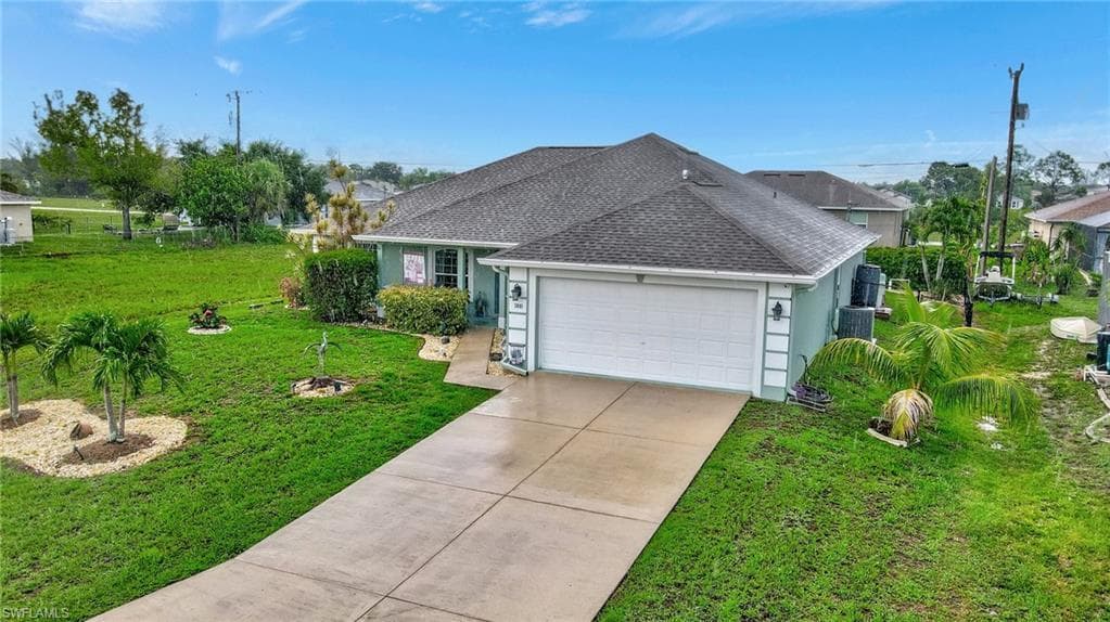 3001 5th Ave, Cape Coral, FL 33909-48