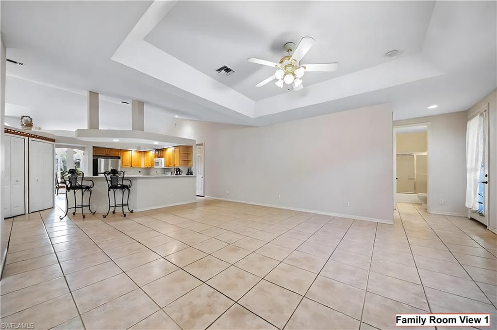 1321 8th St NE, Naples, FL 34120-33