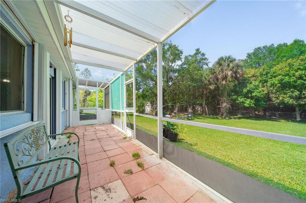 1321 8th St NE, Naples, FL 34120-41