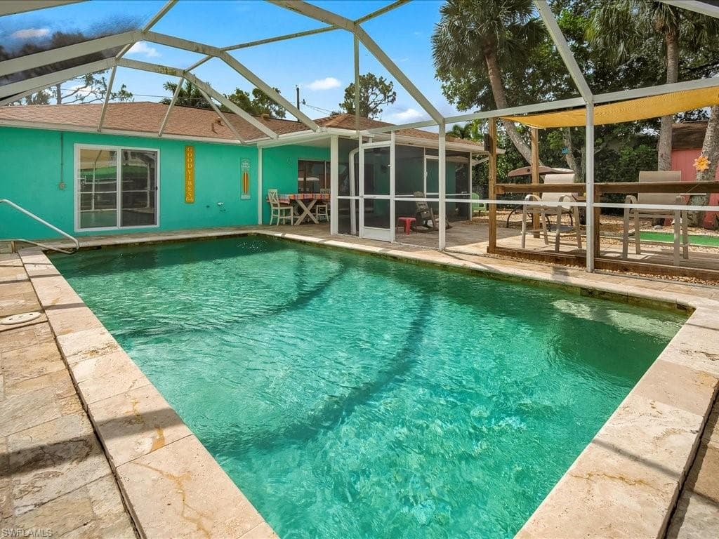 27261 Galleon Dr, Bonita Springs, FL 34135-18