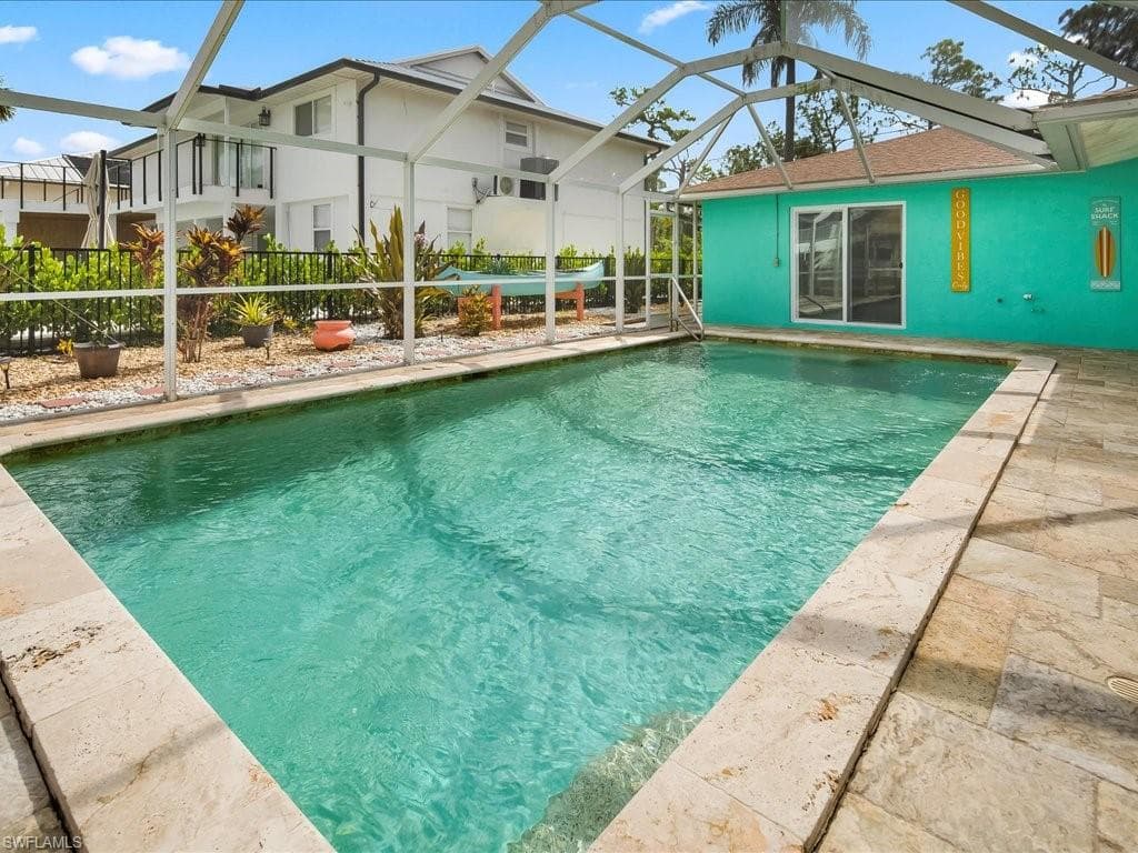 27261 Galleon Dr, Bonita Springs, FL 34135-19
