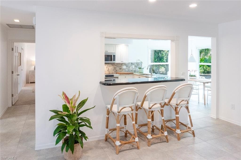 3430 27th Ave SW, Naples, FL 34117-10