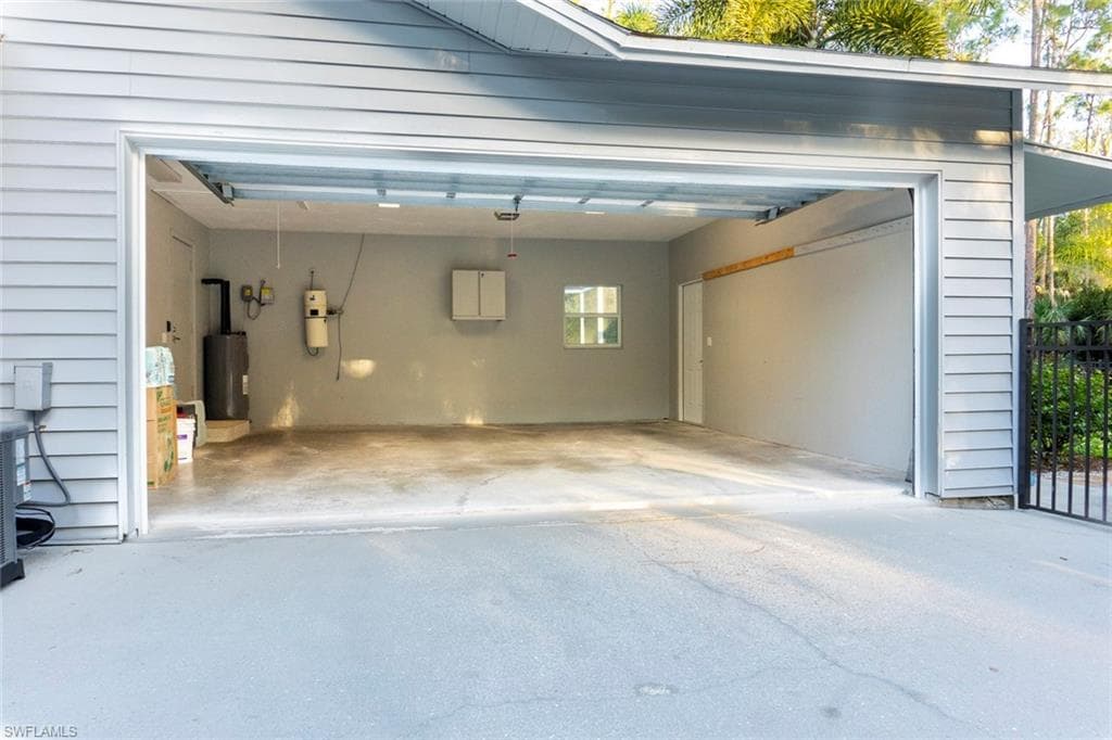 3430 27th Ave SW, Naples, FL 34117-13
