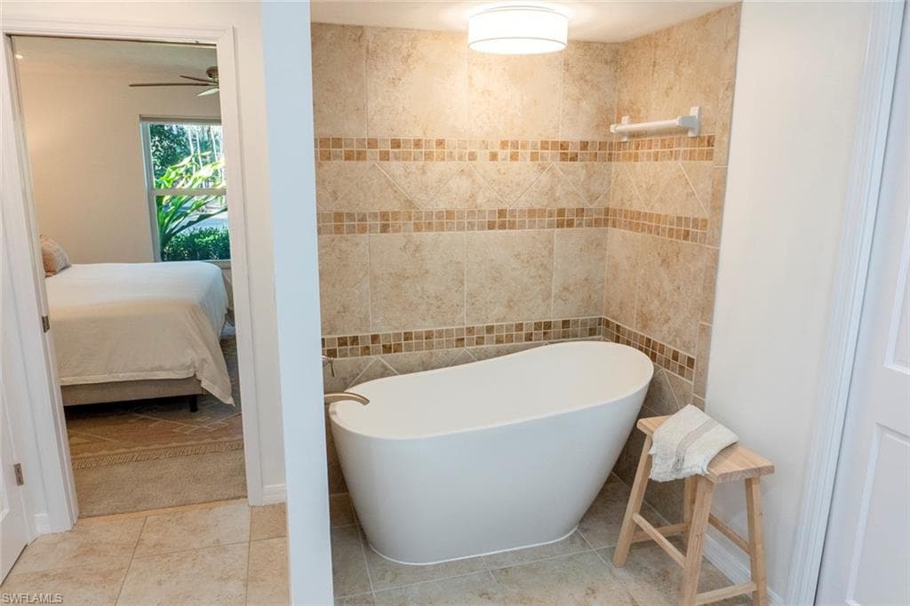 3430 27th Ave SW, Naples, FL 34117-19