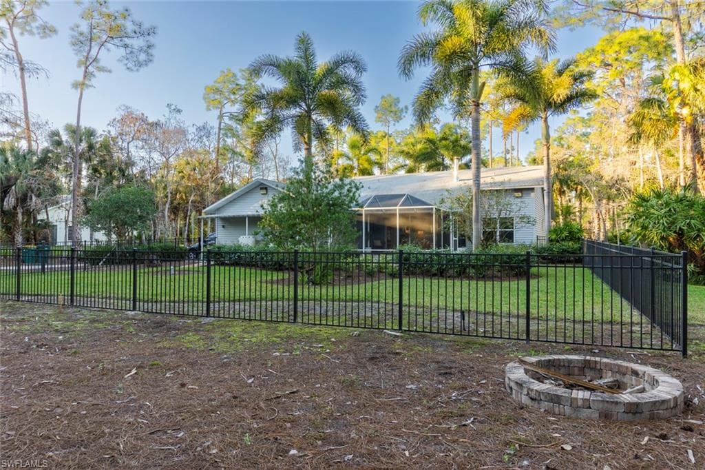 3430 27th Ave SW, Naples, FL 34117-3