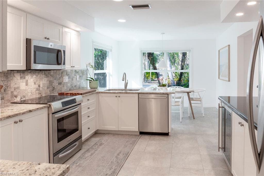 3430 27th Ave SW, Naples, FL 34117-6