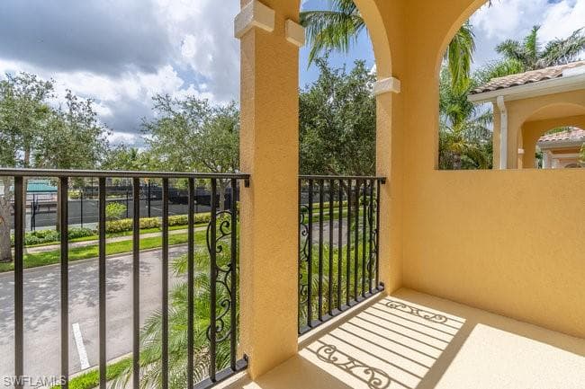8055 Sorrento Ln, Naples, FL 34114-33