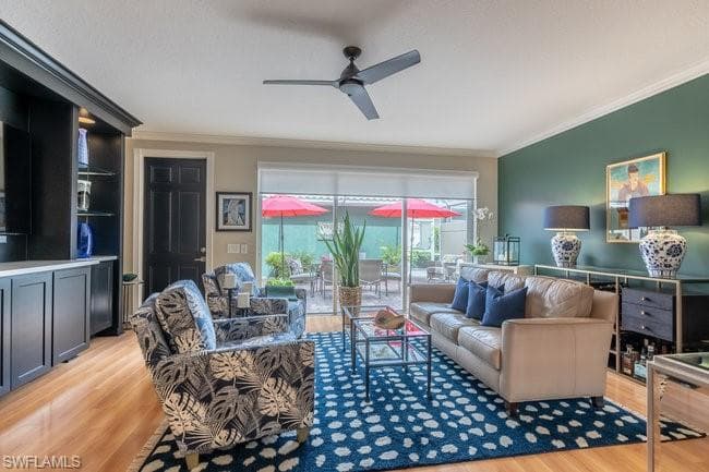 8055 Sorrento Ln, Naples, FL 34114-7