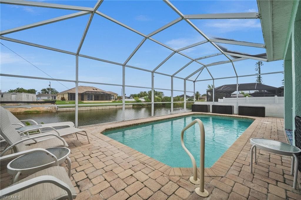 627 7th Ter, Cape Coral, FL 33909-28