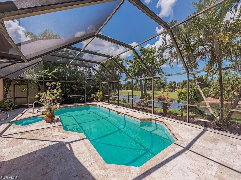 31 Grey Wing Pt, Naples, FL 34113-14