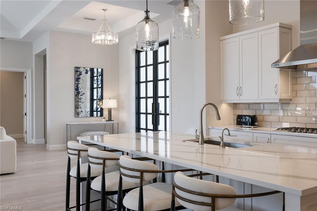 16776 Enclave Cir, Naples, FL 34110-10