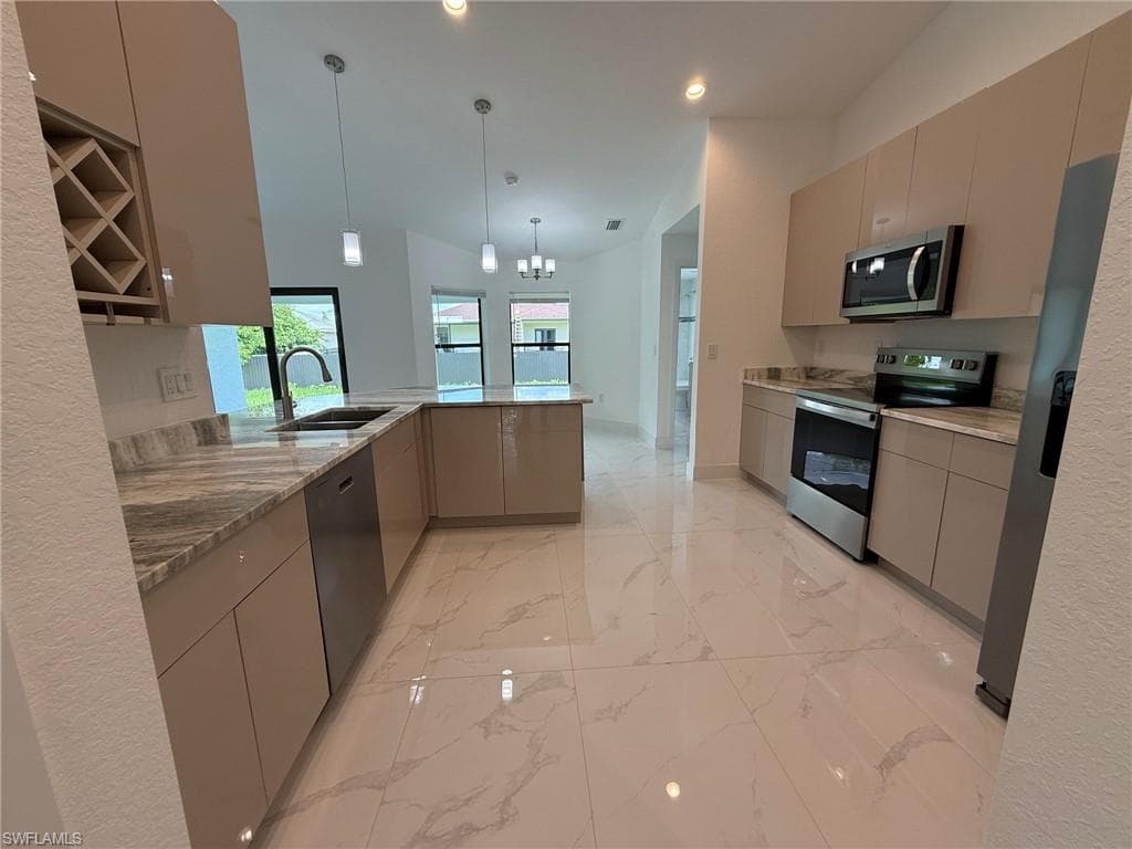 3508 17th St SW, Lehigh Acres, FL 33976-5