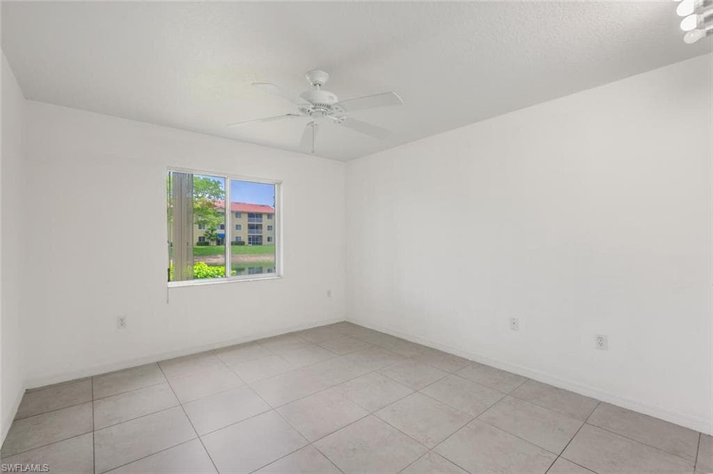 8244 Key Royal Cir 615, Naples, FL 34119-16