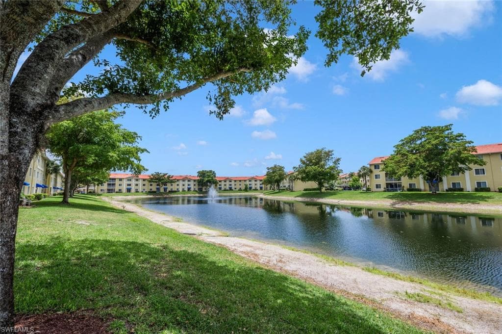 8244 Key Royal Cir 615, Naples, FL 34119-21
