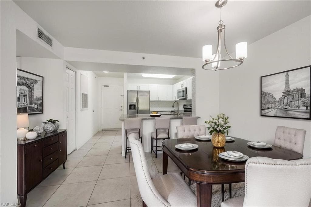 8244 Key Royal Cir 615, Naples, FL 34119-3