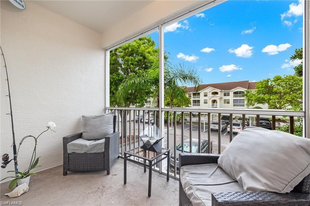 4635 Saint Croix Ln 1222, Naples, FL 34109-13