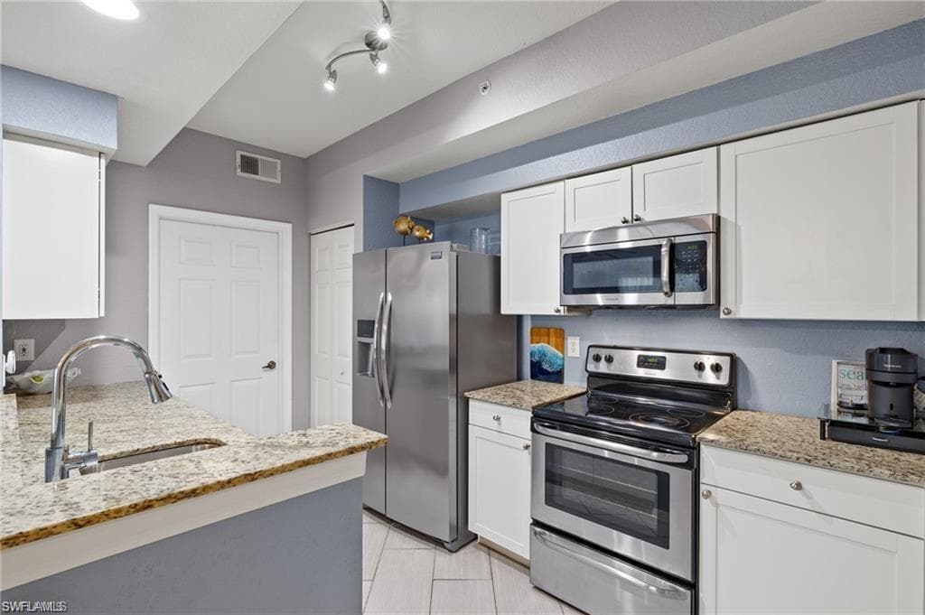 4635 Saint Croix Ln 1222, Naples, FL 34109-7
