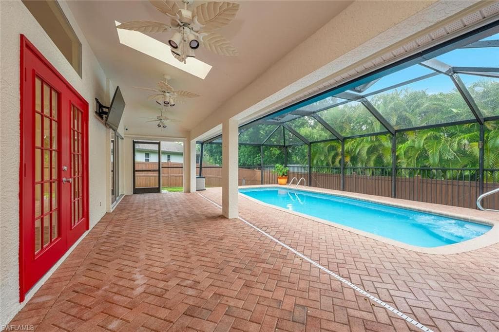 404 Ashbury Way, Naples, FL 34110-14
