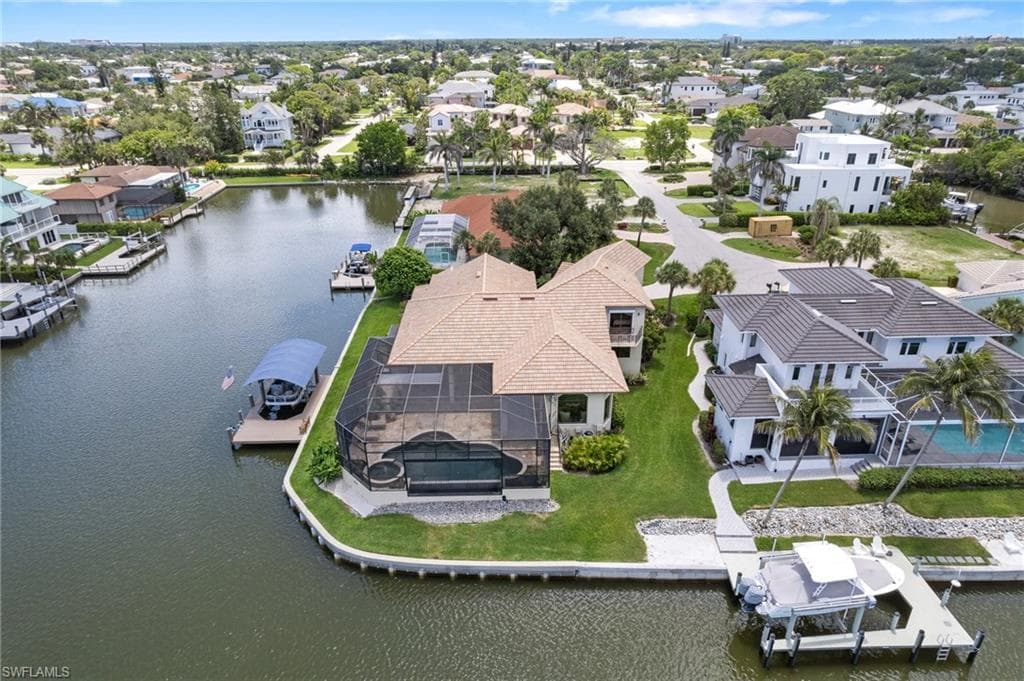 431 Palm Ct, Naples, FL 34108-9