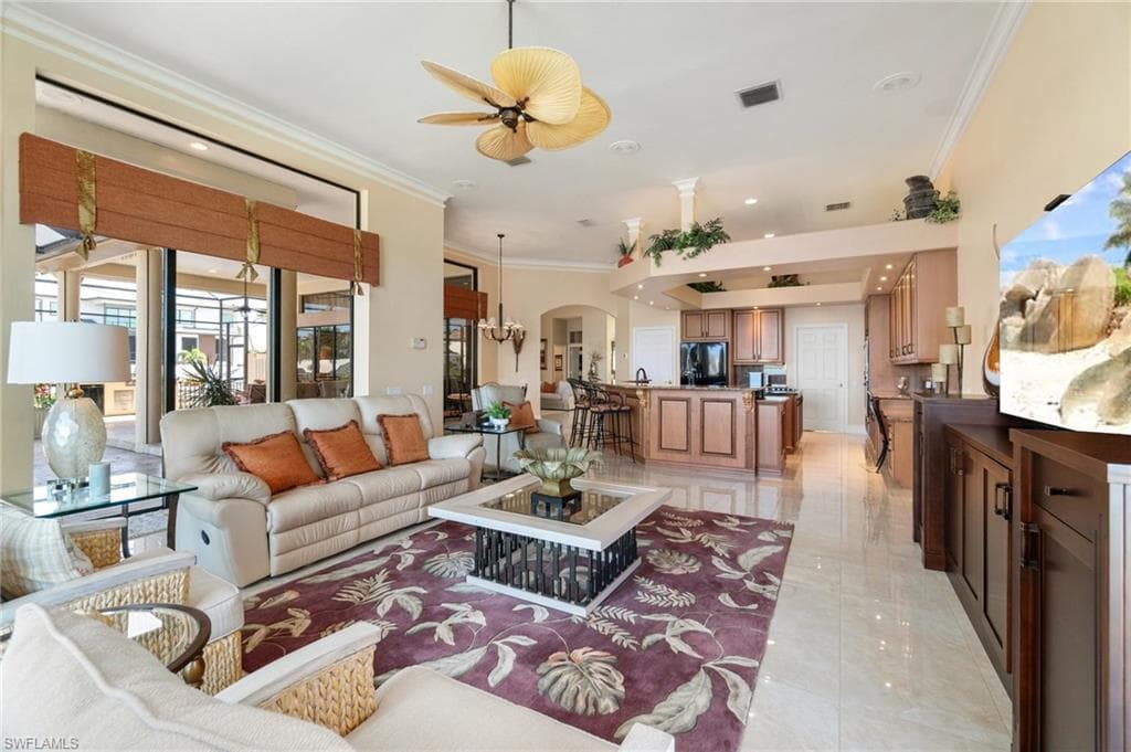 431 Palm Ct, Naples, FL 34108-12