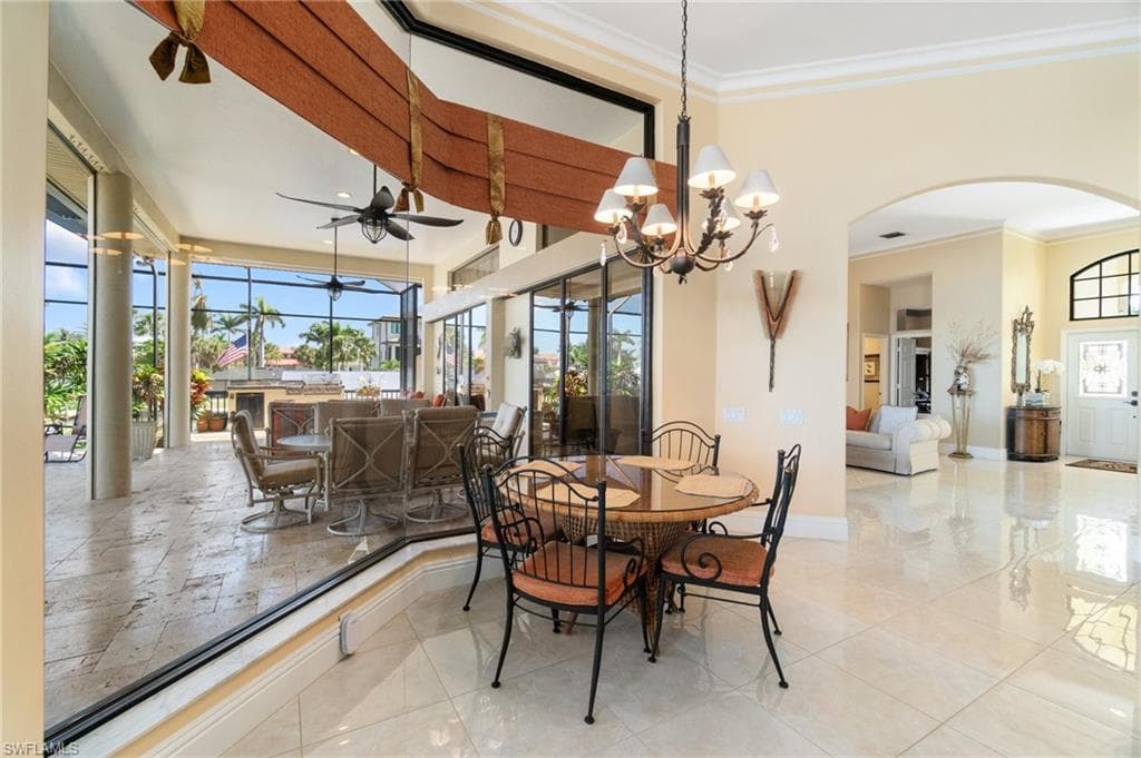 431 Palm Ct, Naples, FL 34108-18