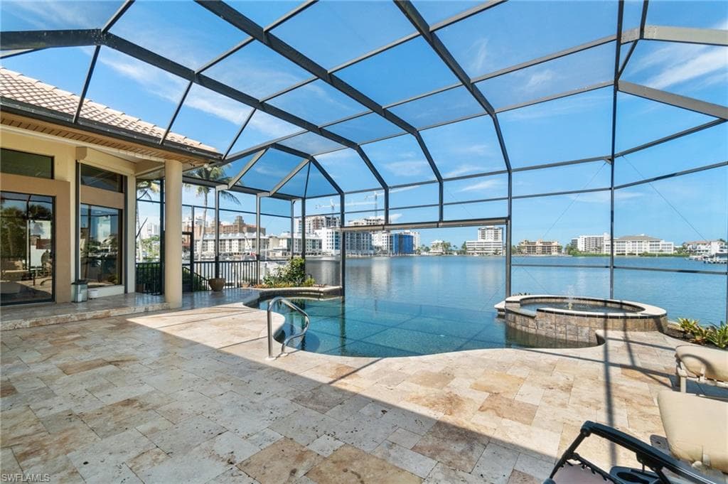 431 Palm Ct, Naples, FL 34108-40