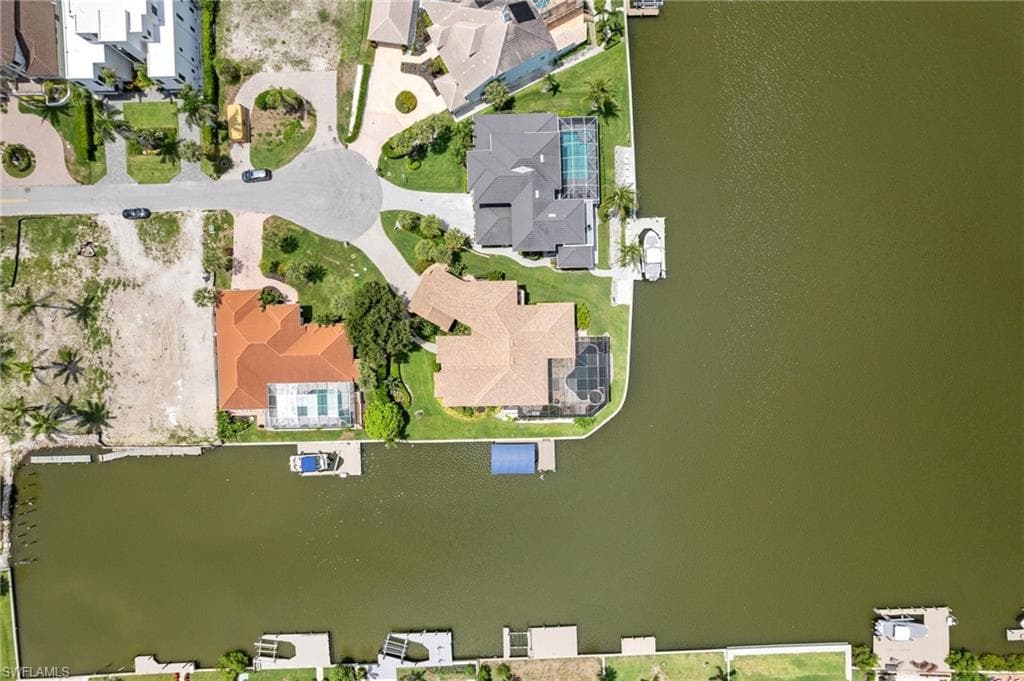 431 Palm Ct, Naples, FL 34108-7