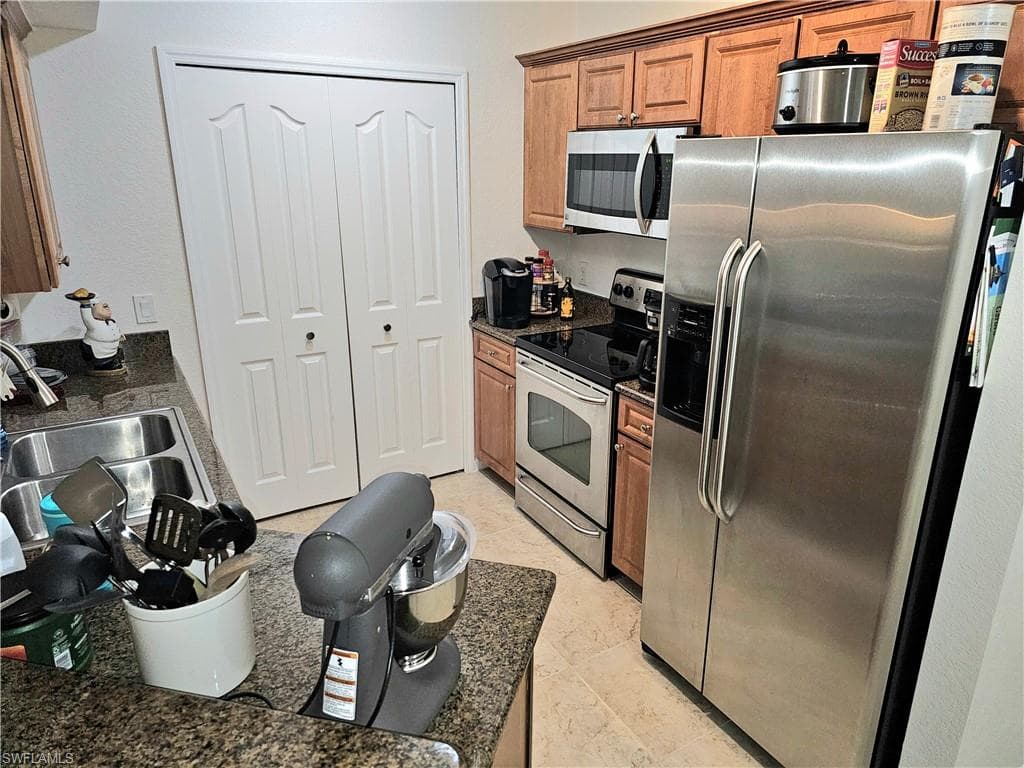 12975 Positano Cir 104, Naples, FL 34105-10