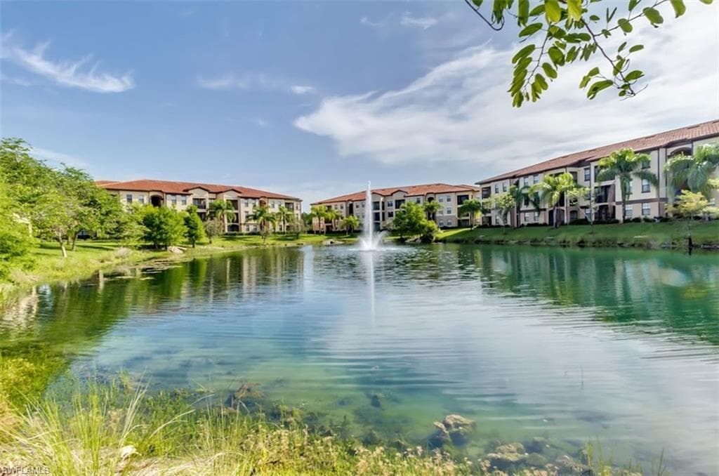 12975 Positano Cir 104, Naples, FL 34105-16