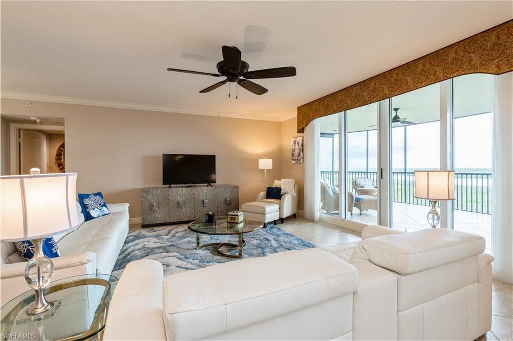 1050 Borghese Ln 605, Naples, FL 34114-8