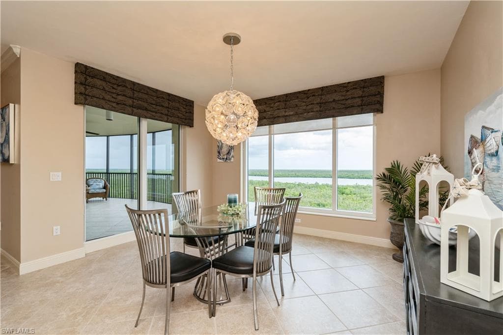 1050 Borghese Ln 605, Naples, FL 34114-10