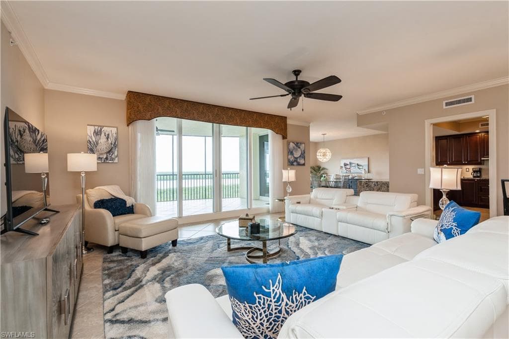 1050 Borghese Ln 605, Naples, FL 34114-3