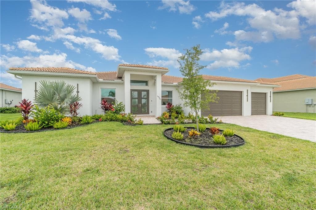 18716 Ensenada Dr SW, Naples, FL 34114-3
