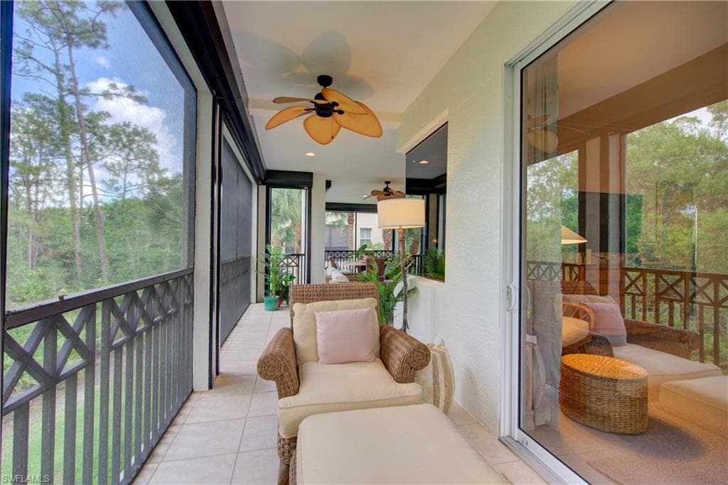 2855 Tiburon Blvd E 102, Naples, FL 34109-26
